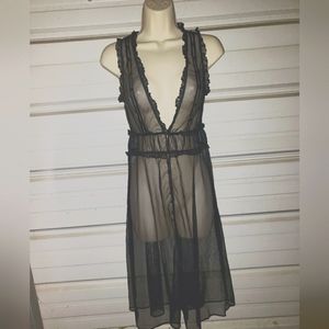 💋 💄 Size XS Beautiful Victoria's Secret sheer nightgown black 💋 👠